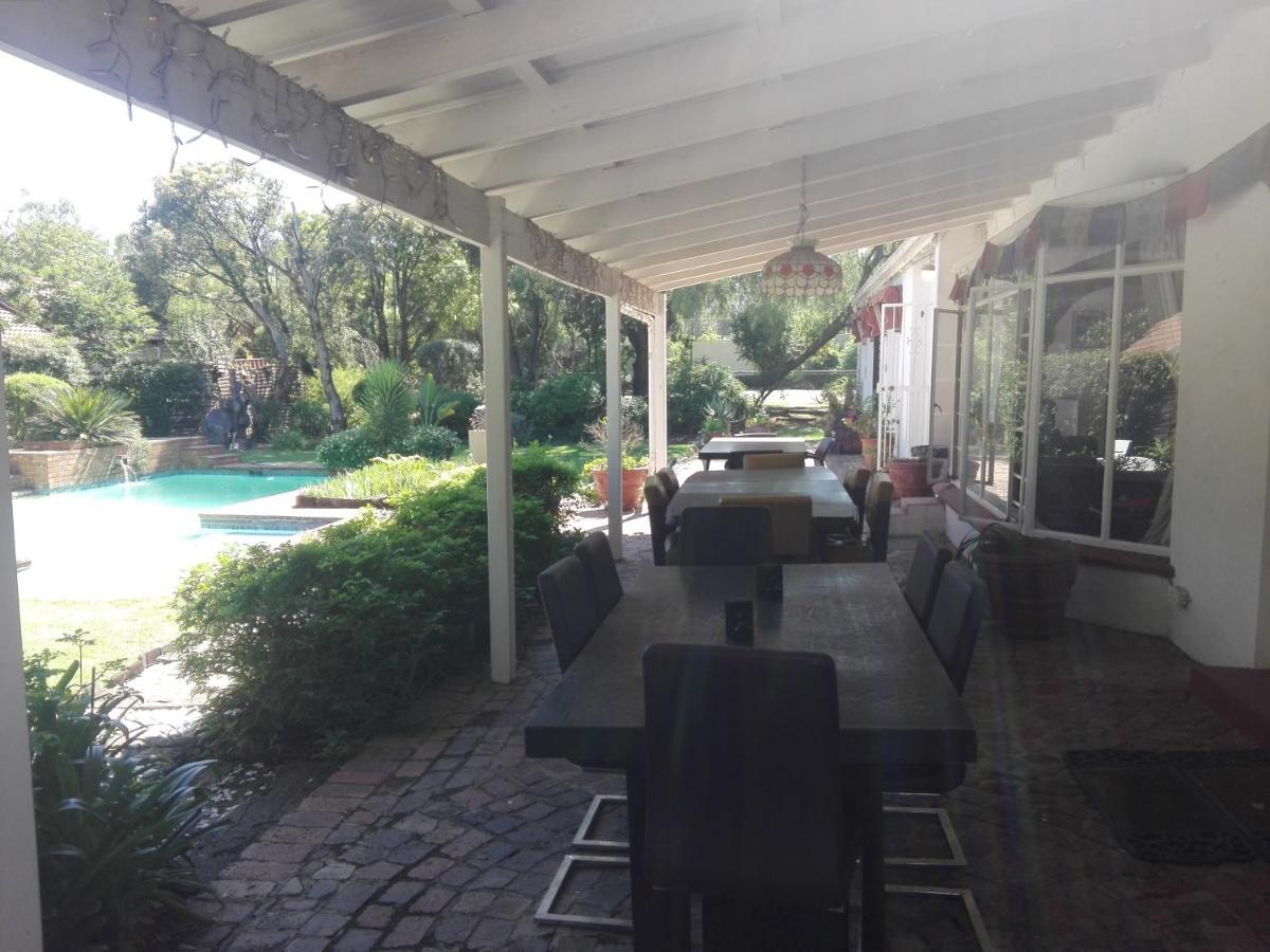 Fourways Guest Lodge Joanesburgo Exterior foto